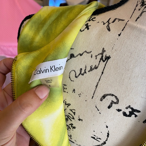 Dress - Picture 4 of 5